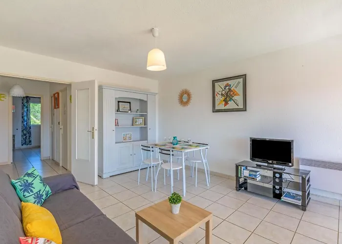 Les Coteaux Du Preconil-3 By Interhome 아파트 *