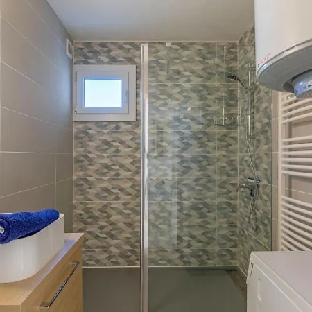 Апартаменты Les Coteaux Du Preconil-3 By Interhome *
