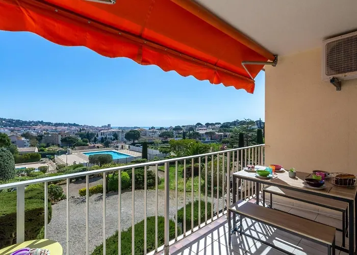 Les Coteaux Du Preconil-3 By Interhome Appartement