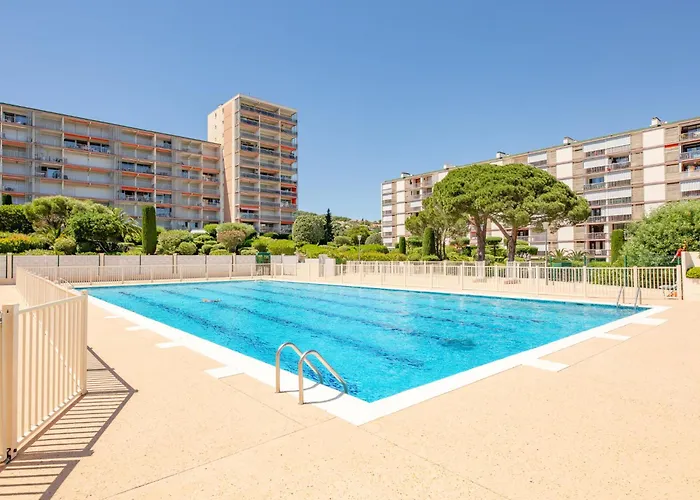 Les Coteaux Du Preconil-3 By Interhome